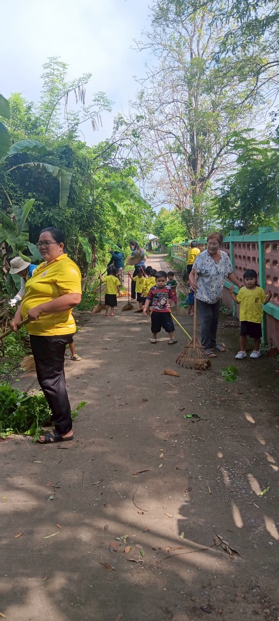 ประชาสัมพันธ์การจัดระเบียบถนนสาธารณะ  ทางเท้า  ไหล่ทาง  ป้ายโฆษณา  และการรักษาความสะอาด